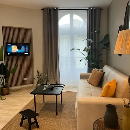 Myakaappartement Fontana Cholet Exterior photo
